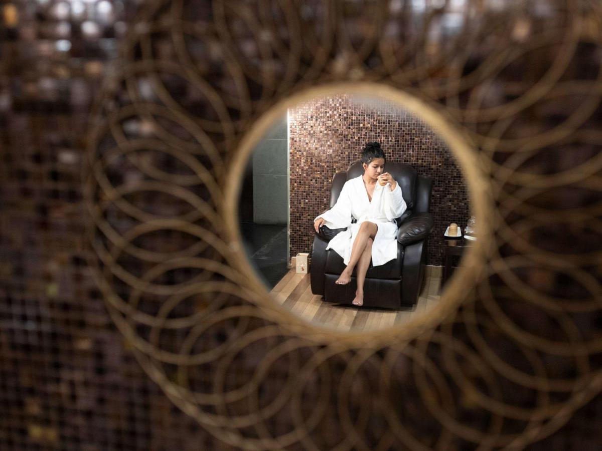 Grand Mercure Bangalore - An Accor Brand Bagian luar foto