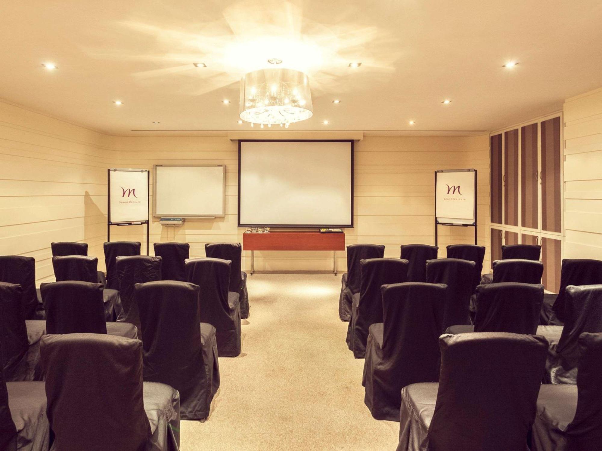 Grand Mercure Bangalore - An Accor Brand Bagian luar foto
