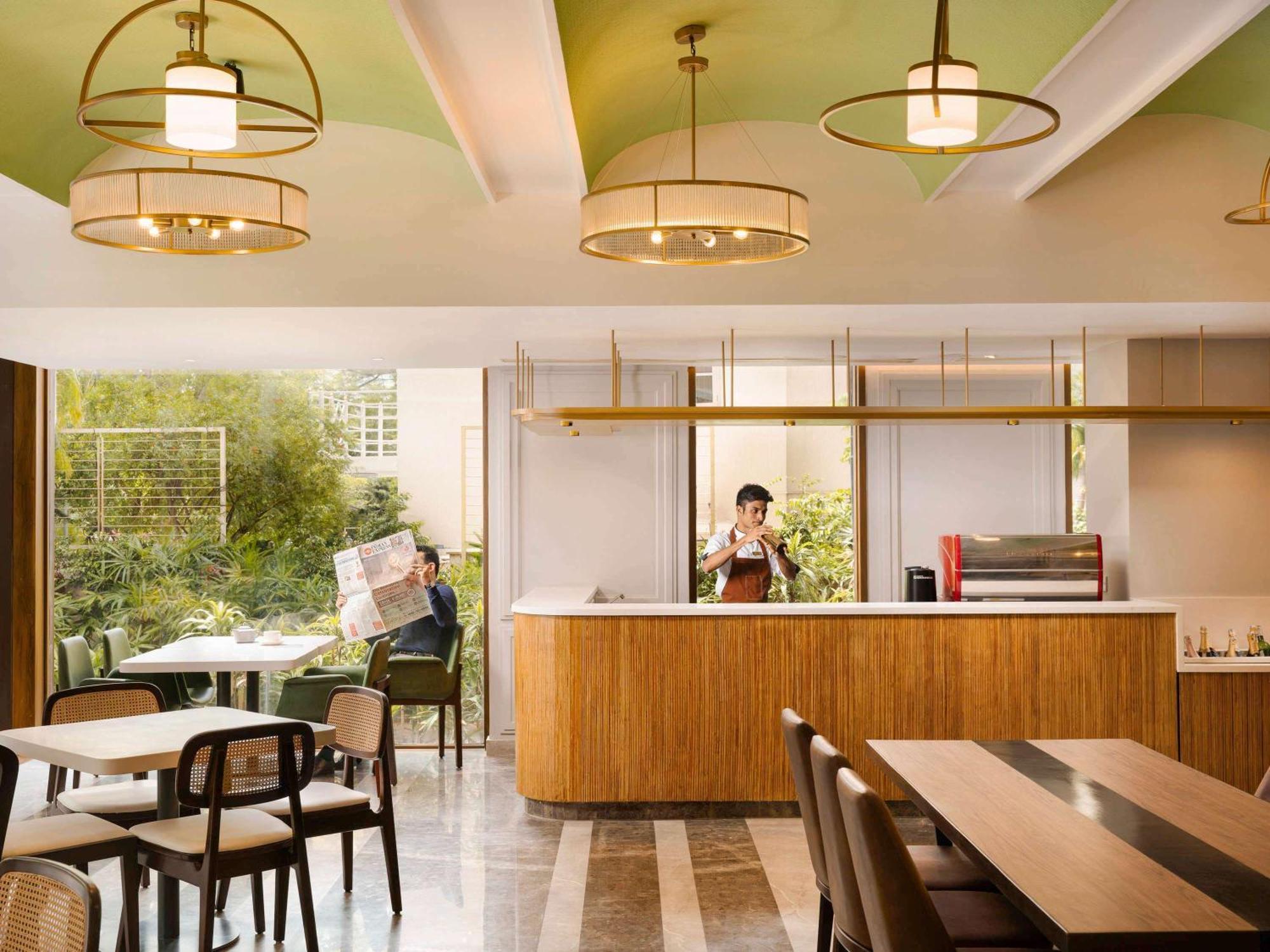 Grand Mercure Bangalore - An Accor Brand Bagian luar foto