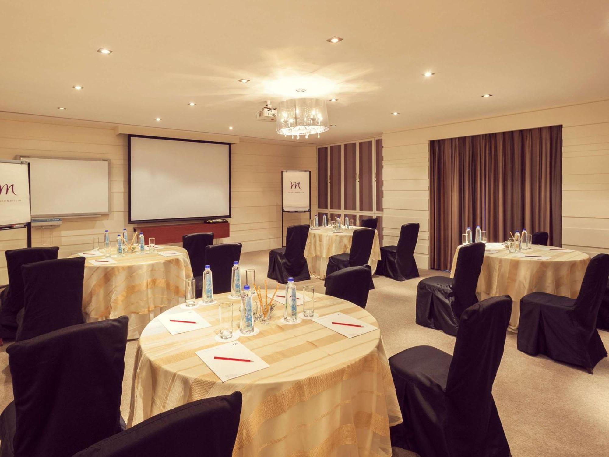 Grand Mercure Bangalore - An Accor Brand Bagian luar foto